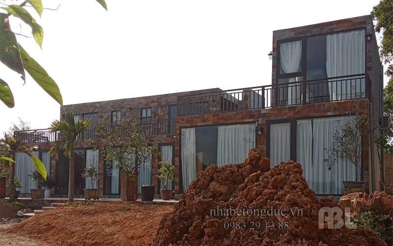 mẫu V05A đúc nguyên khối được ghép tạo hình cho biệt thự